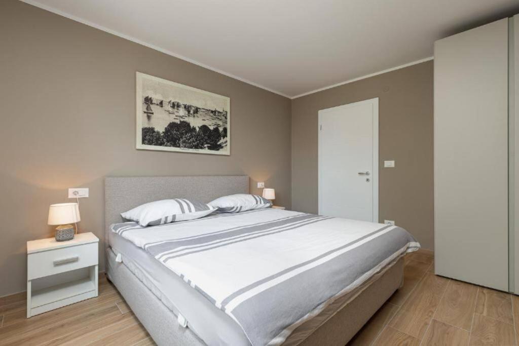 Vista Mare Apartment โปเรช ภายนอก รูปภาพ
